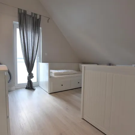 Koenigsberger Allee 40 1og 格洛米茨