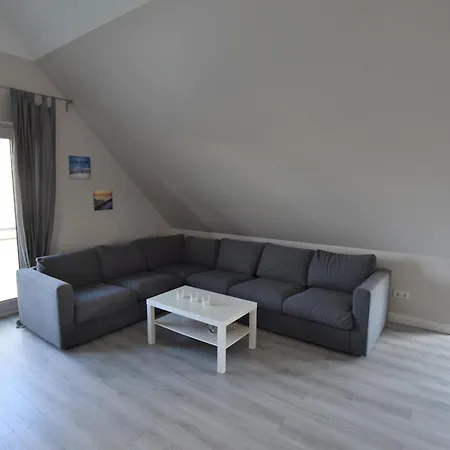 Koenigsberger Allee 40 1og * 格洛米茨